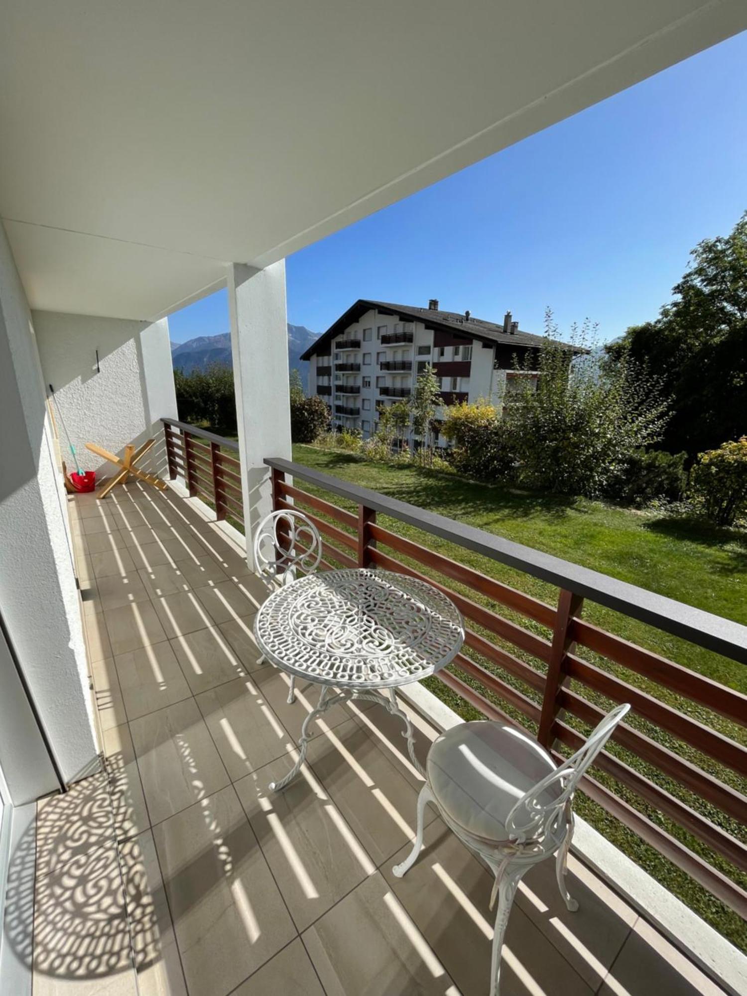 Luxury Apartment Кран-Монтана Екстер'єр фото